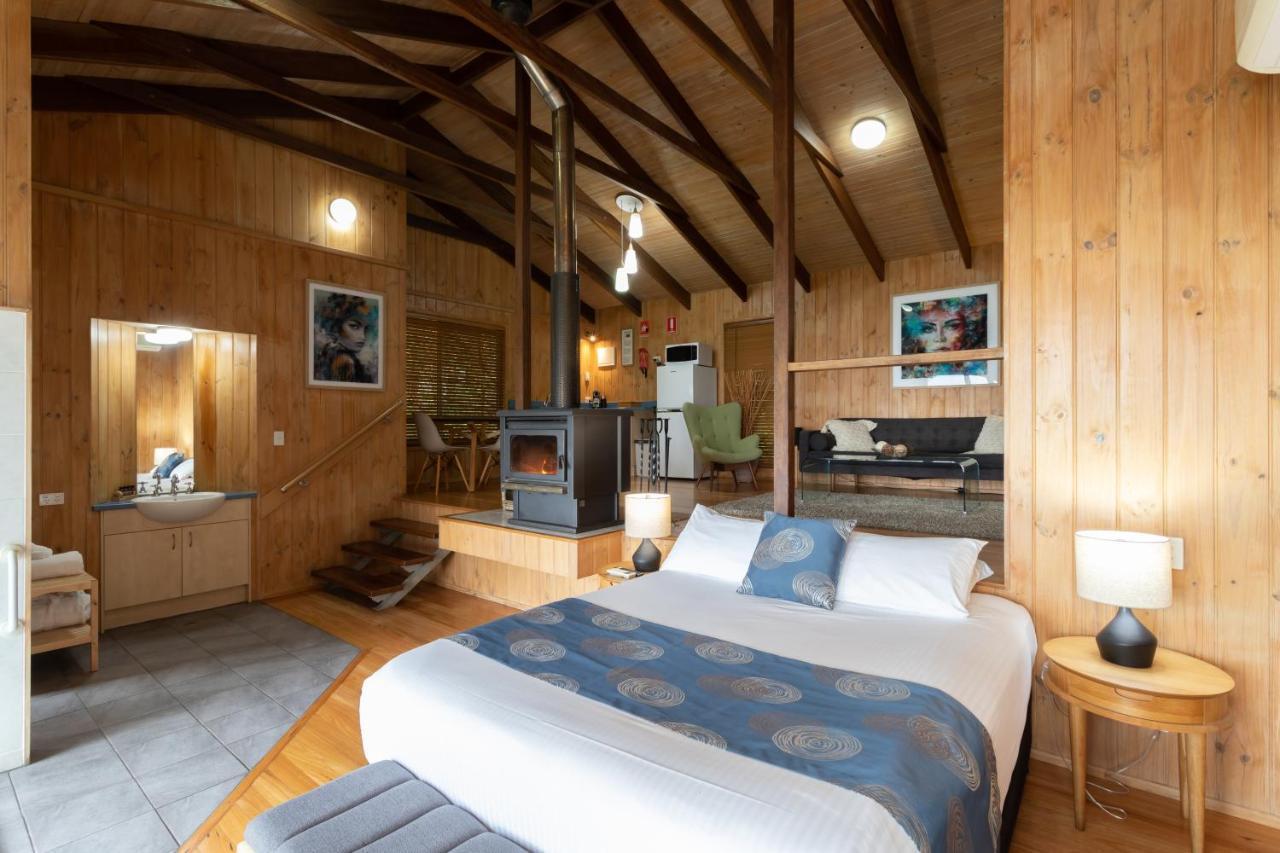 Treetops Seaview Montville Bagian luar foto