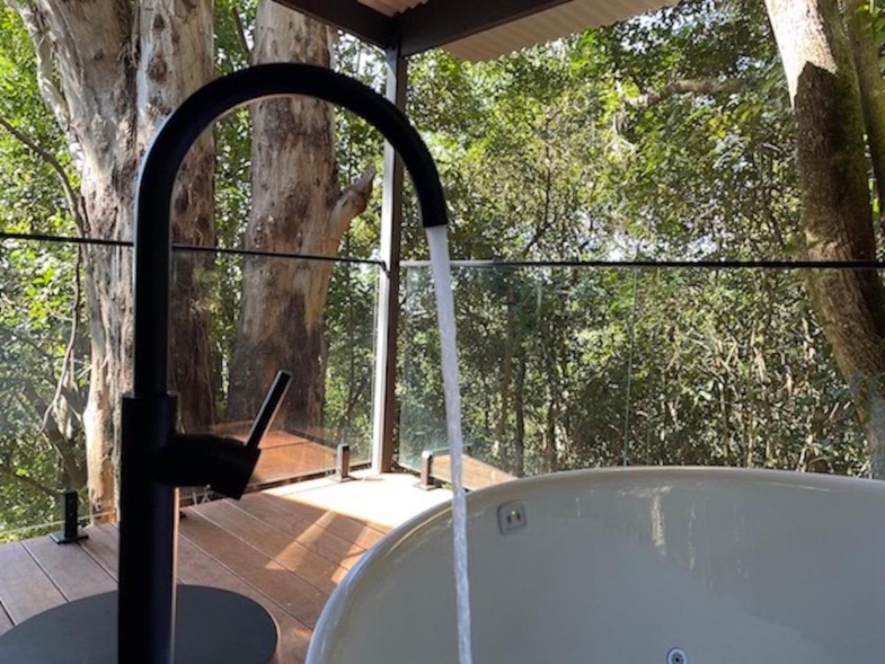 Treetops Seaview Montville Bagian luar foto