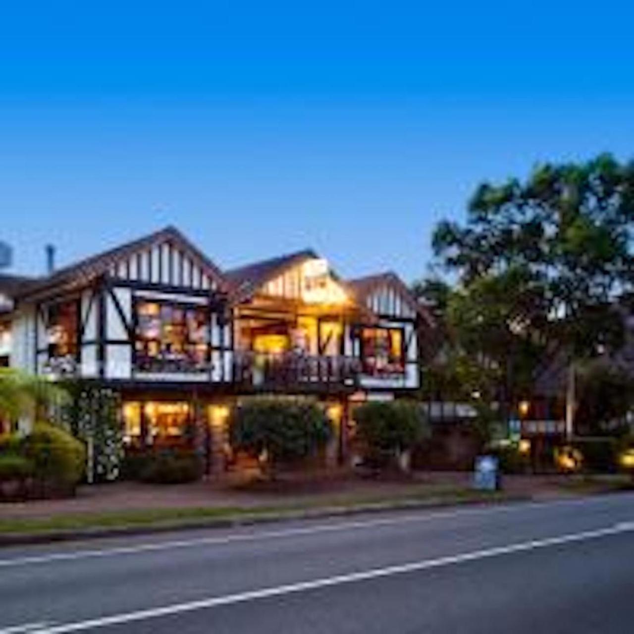 Treetops Seaview Montville Bagian luar foto
